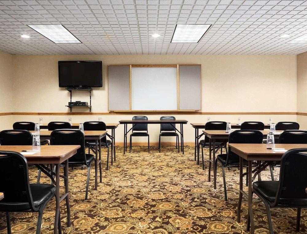 Country Inn & Suites By Radisson, Columbus West, Oh Buitenkant foto